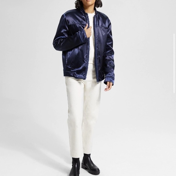 Theory Reversible Warm Jacket fuzzy/satin Blue - Picture 5 of 9